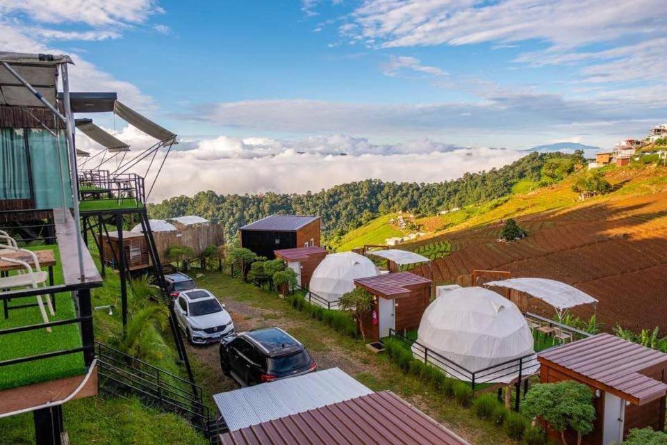 ภูวินคาเฟ่ โฮมสเตย์ Phuwin Cafe Homestay Mon Jam エクステリア 写真