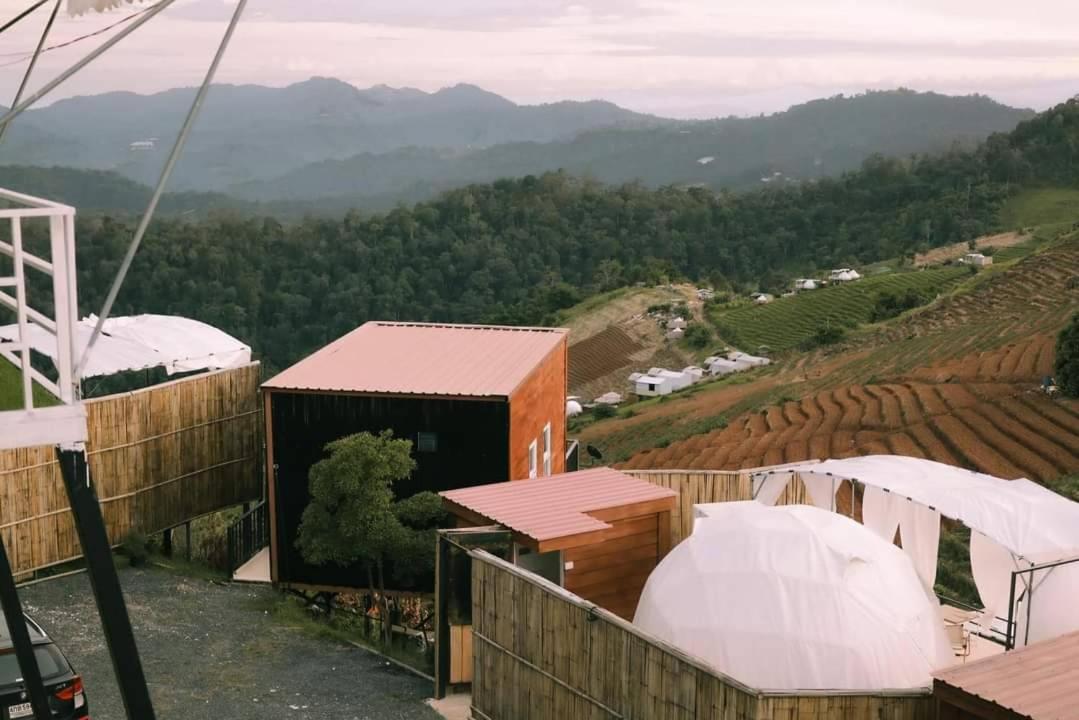 ภูวินคาเฟ่ โฮมสเตย์ Phuwin Cafe Homestay Mon Jam エクステリア 写真